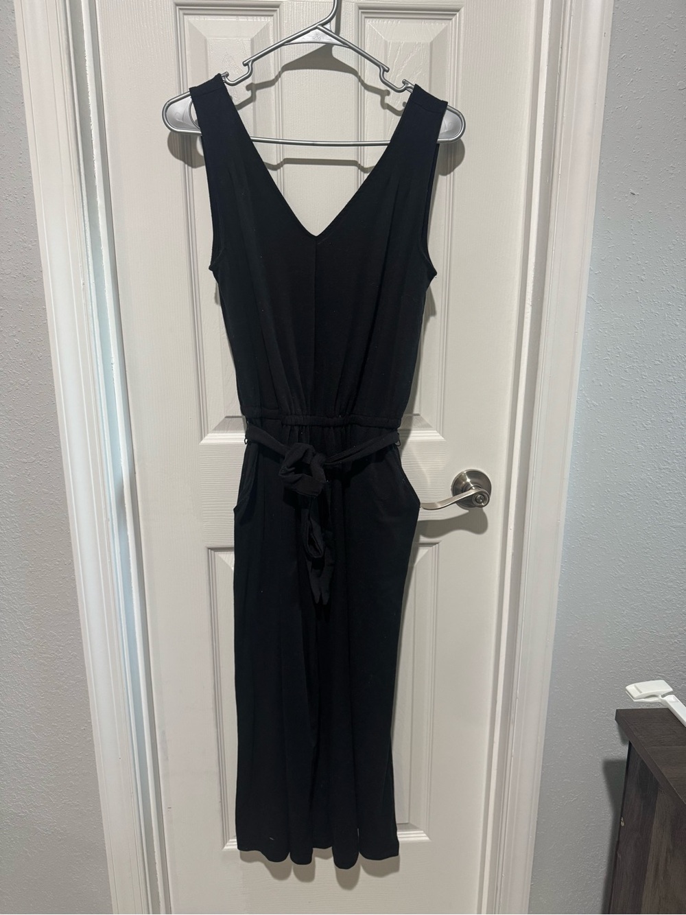 Time and Tru Black Sleeveless V-Neck Midi Jumpsuit with Waist Tie